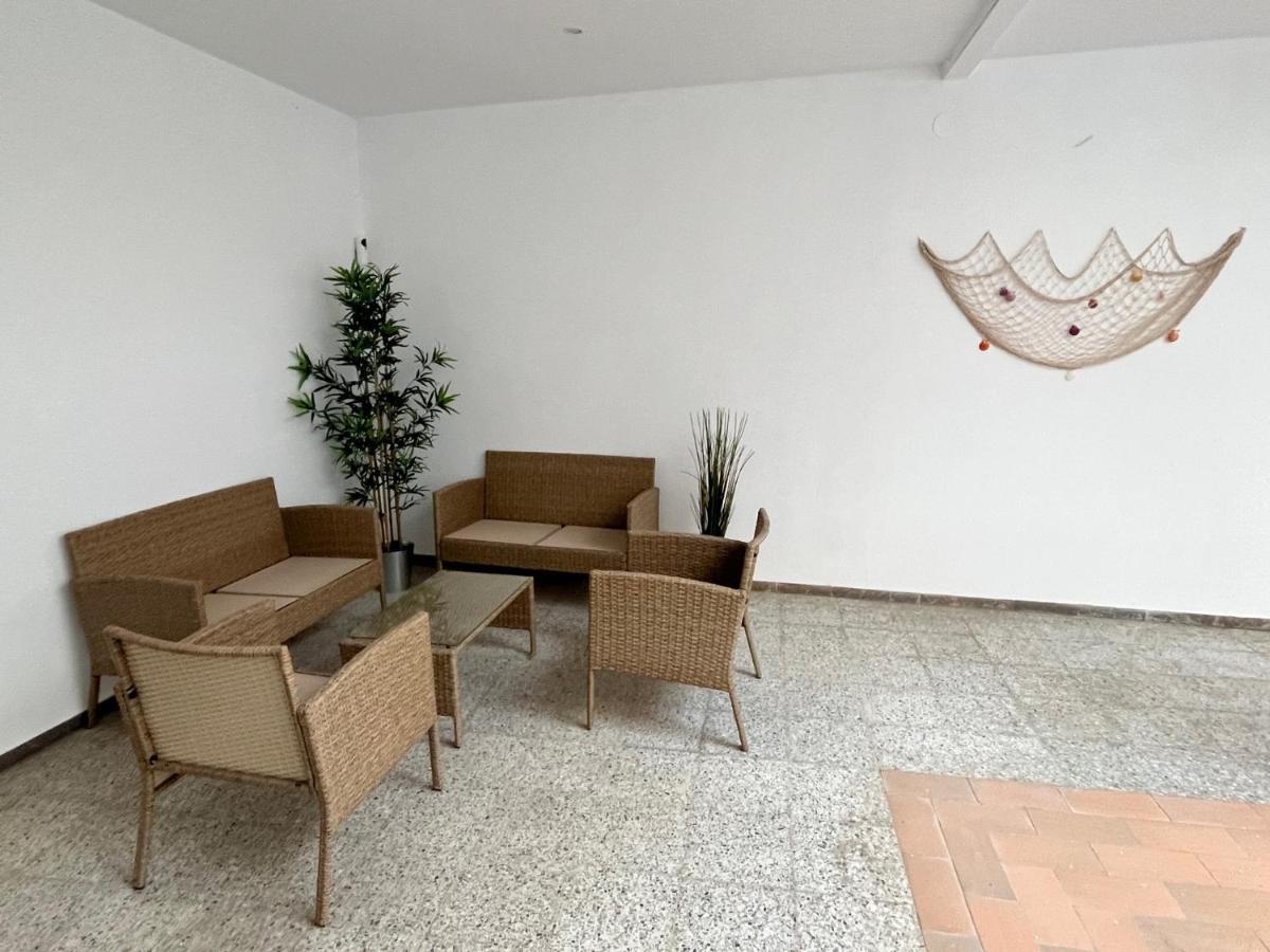 Roses Center 3 Apartment Bagian luar foto